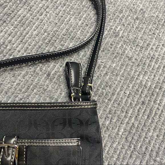 Fossil Black Signature Canvas and Leather Swing Bag - Picture 3 of 7